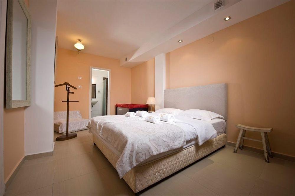 Hotel The Elliot - Adults Only Tel Aviv Exterior foto